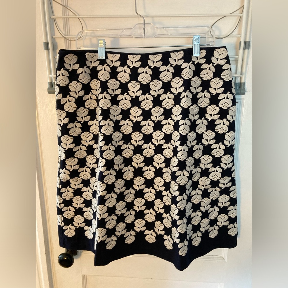 Boden tulip embroidered A line skirt, size 10L